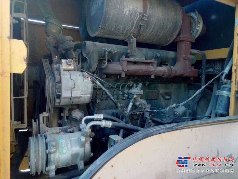 黑龙江出售转让二手3000小时2013年柳工CLG836装载机