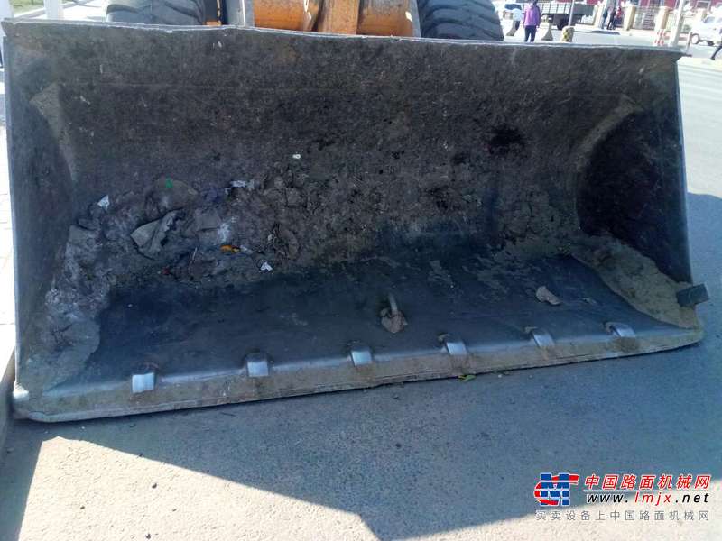 黑龙江出售转让二手4000小时2010年柳工CLG855装载机