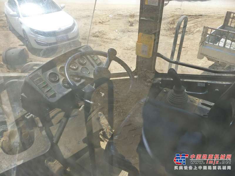 贵州出售转让二手12000小时2011年山工ZL50F装载机
