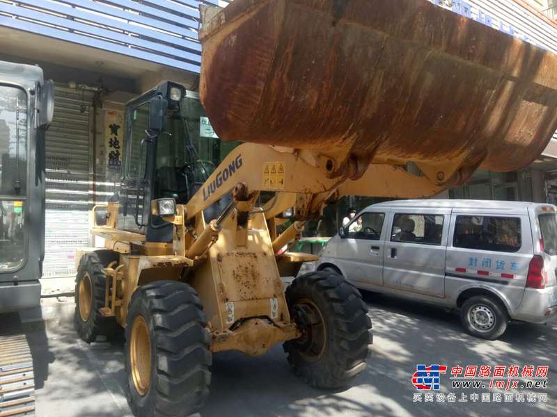 辽宁出售转让二手2800小时2012年柳工CLG818C装载机