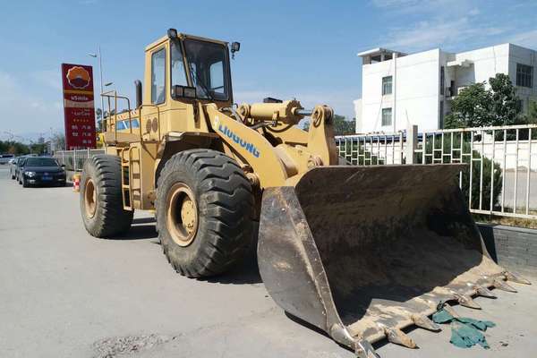 宁夏出售转让二手8000小时2008年柳工ZL50C装载机