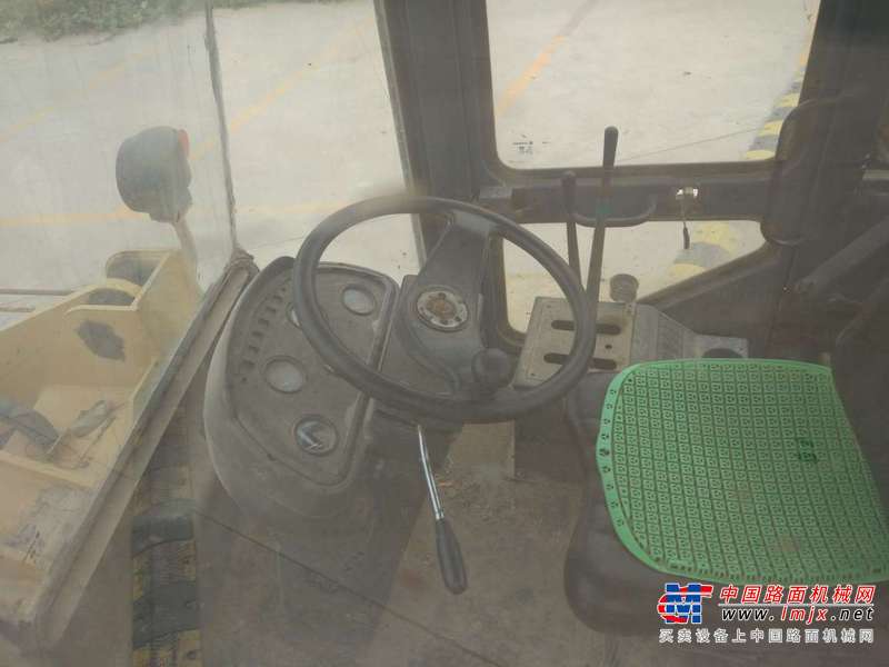 陕西出售转让二手4500小时2010年柳工CLG836装载机