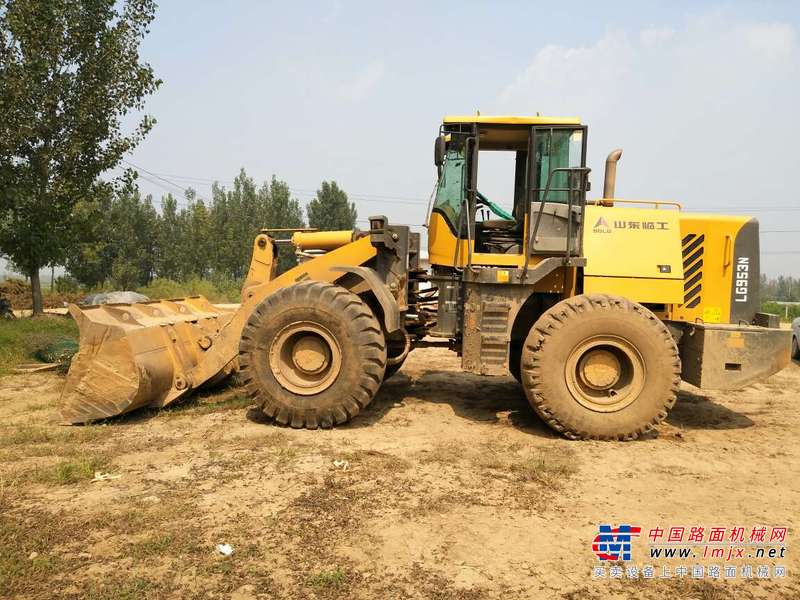 山东出售转让二手4000小时2015年临工LG953N装载机