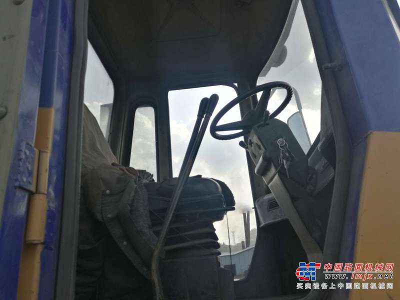 山西出售转让二手5500小时2011年龙工LG855装载机