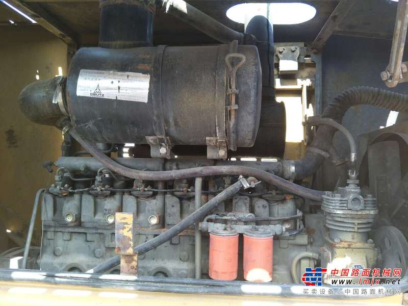 辽宁出售转让二手5000小时2006年龙工LG855装载机