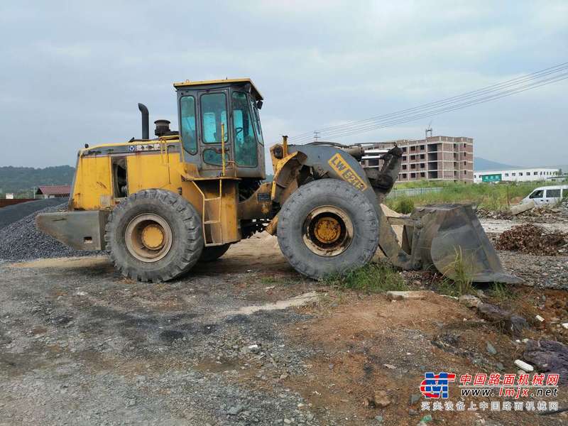 江西出售转让二手6500小时2008年徐工LW521F装载机