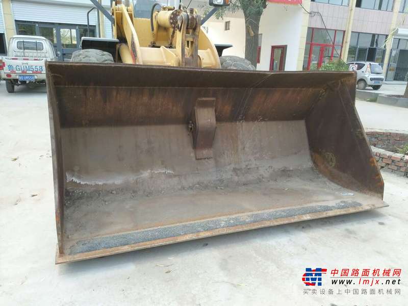 山东出售转让二手1500小时2006年山工SEM952装载机