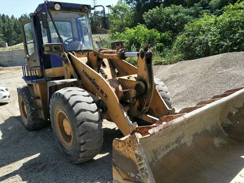 四川出售转让二手7800小时2009年龙工LG835B装载机