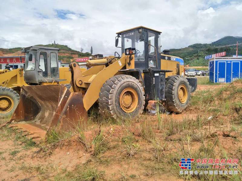云南出售转让二手6000小时2012年山工SEM652B装载机