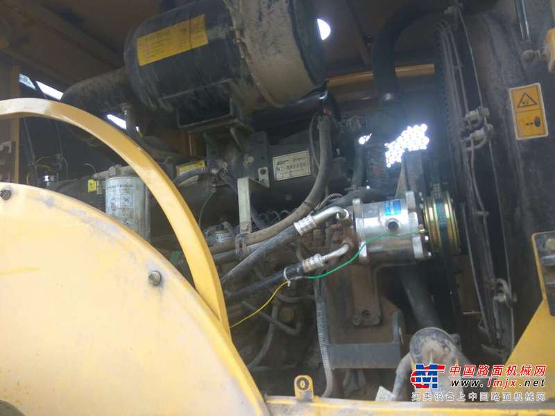 山东出售转让二手2500小时2014年龙工ZL50NC装载机