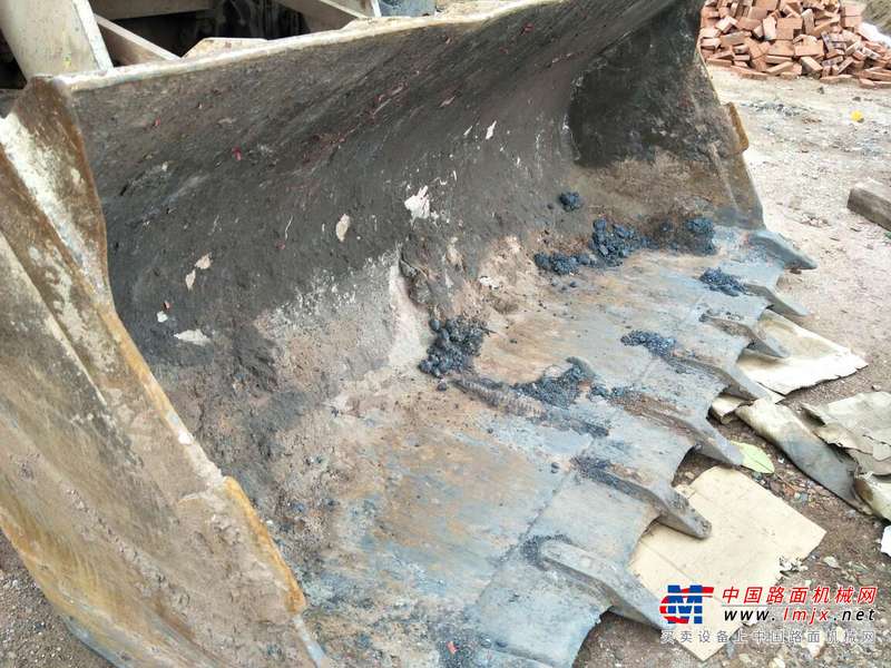 云南出售转让二手6000小时2006年厦工XG951装载机