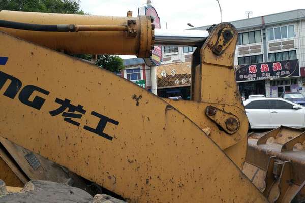 宁夏出售转让二手5800小时2011年龙工LG855D装载机