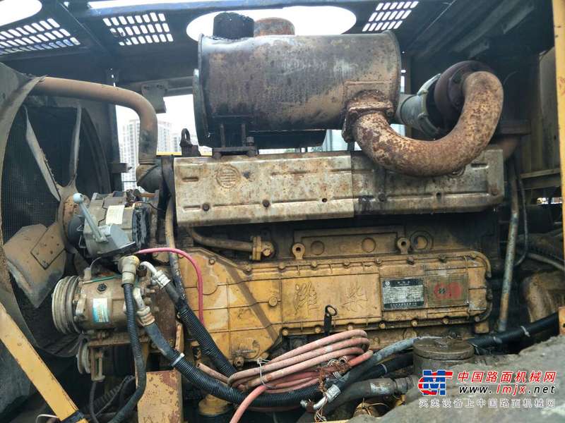 云南出售转让二手3087小时2010年龙工LG855D装载机