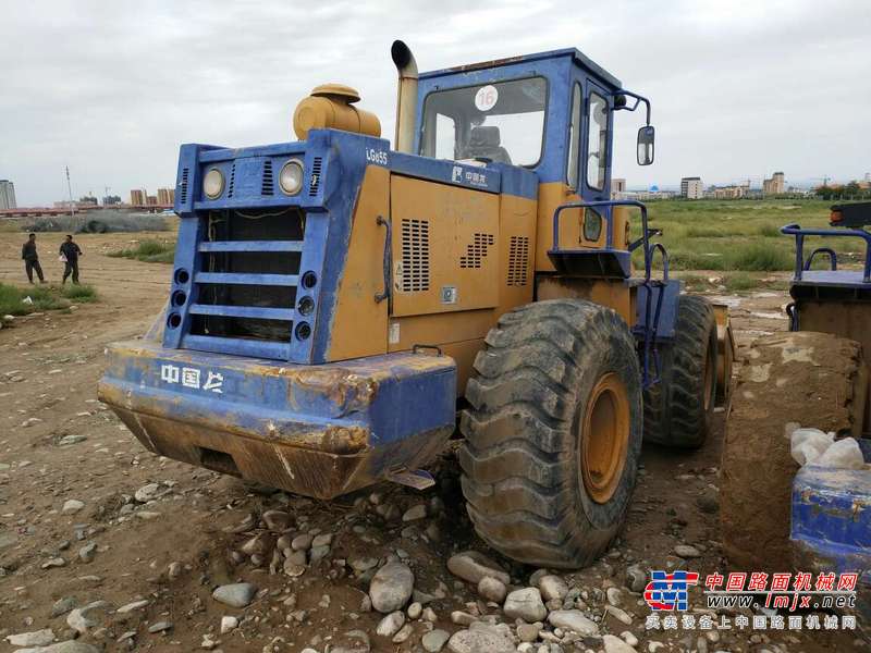 内蒙古出售转让二手8000小时2009年龙工LG855装载机
