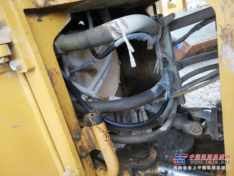 辽宁出售转让二手4000小时2012年龙工LG855D装载机