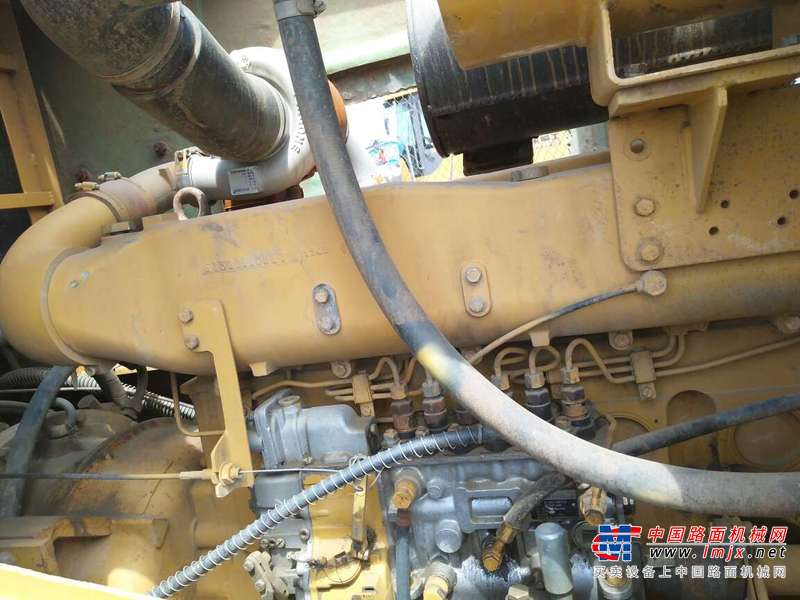 甘肃出售转让二手2000小时2013年山工SEM650装载机