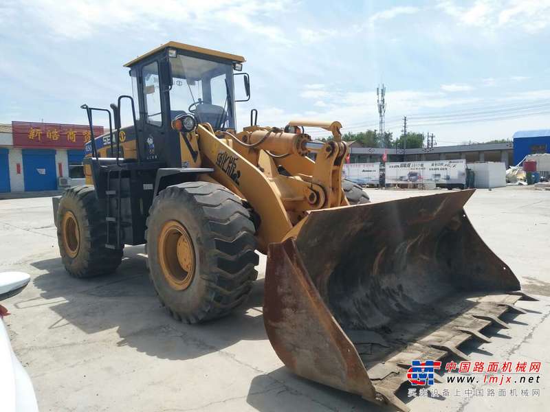甘肃出售转让二手2000小时2013年山工SEM650装载机