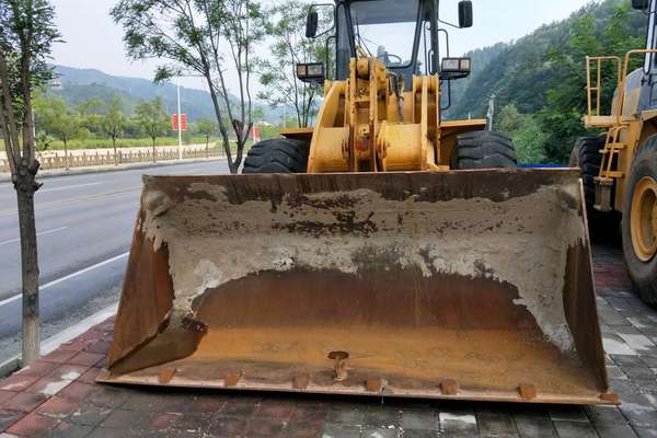 河北出售转让二手5000小时2014年柳工CLG855装载机