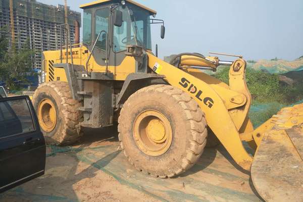山东出售转让二手3500小时2010年临工LG952H装载机