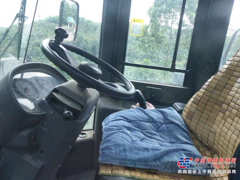 云南出售转让二手3689小时2013年临工LG956L装载机