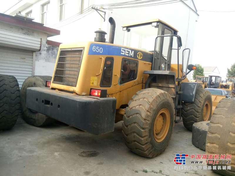 山东出售转让二手4200小时2011年山工SEM650装载机