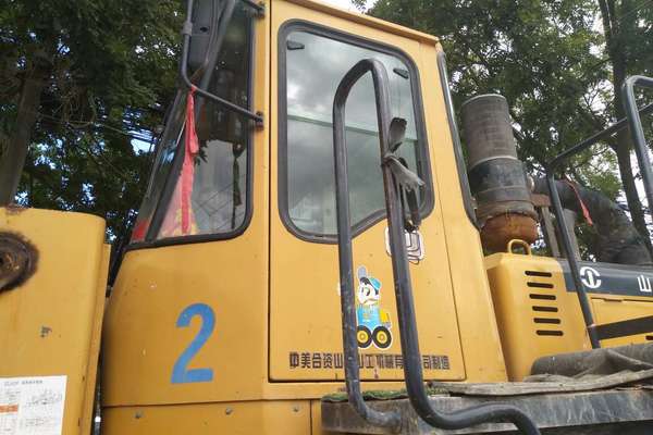 甘肃出售转让二手5000小时2010年山工ZL50F装载机
