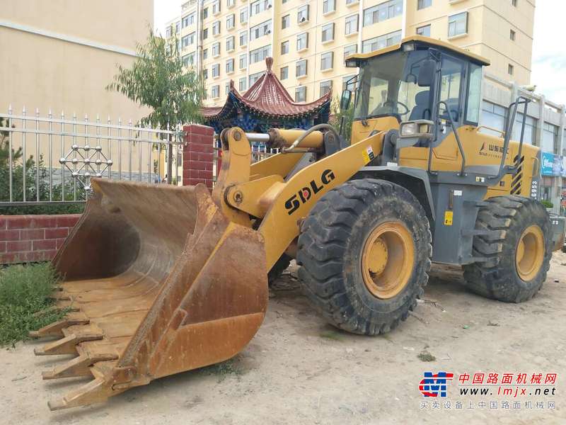 甘肃出售转让二手4500小时2010年临工LG953L装载机