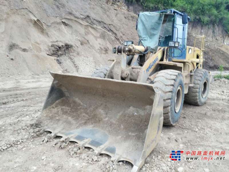 云南出售转让二手4280小时2010年柳工CLG856装载机