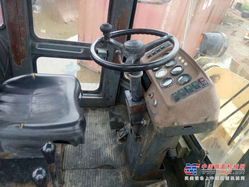 山东出售转让二手2300小时2010年山工ZL30E装载机