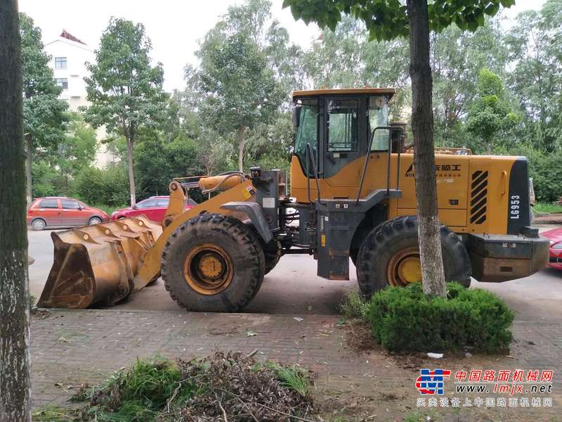 山东出售转让二手3000小时2011年临工LG953装载机