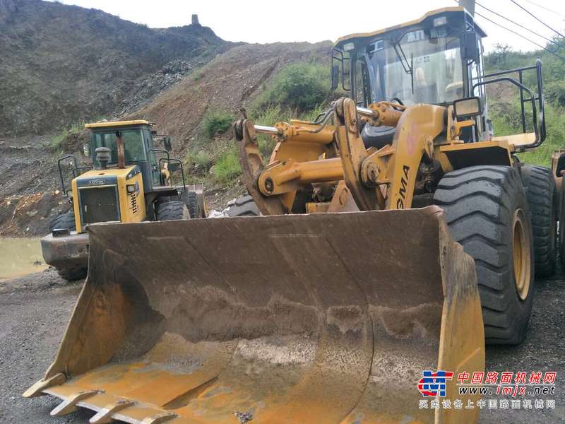 云南出售转让二手5426小时2011年厦工XG951III装载机