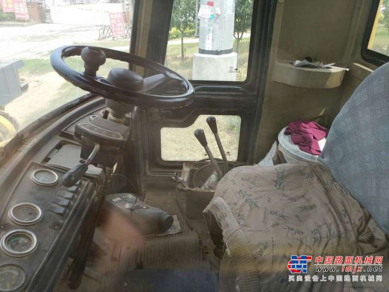 河南出售转让二手8532小时2008年一拖ZL50F装载机