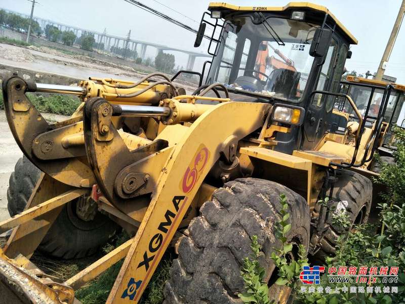 山西出售转让二手6000小时2011年厦工XG953III装载机