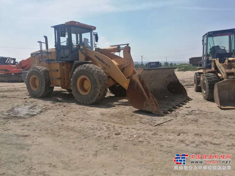 山西出售转让二手7000小时2011年龙工LG855D装载机