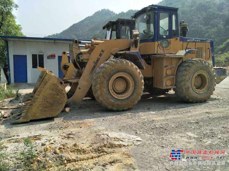 贵州出售转让二手5100小时2009年龙工LG850装载机