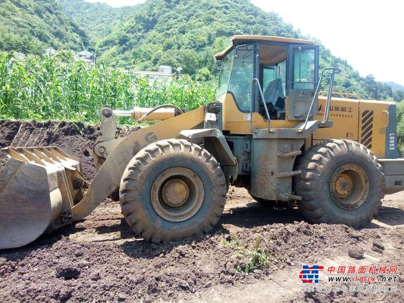 贵州出售转让二手8500小时2008年临工LG953装载机