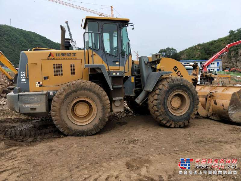 河北出售转让二手6800小时2011年临工LG952装载机