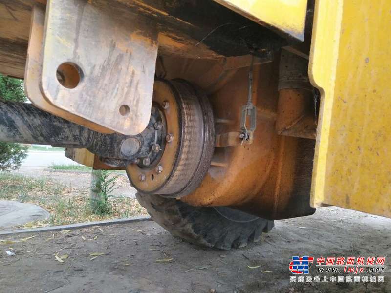 甘肃出售转让二手6000小时2010年柳工CLG855装载机