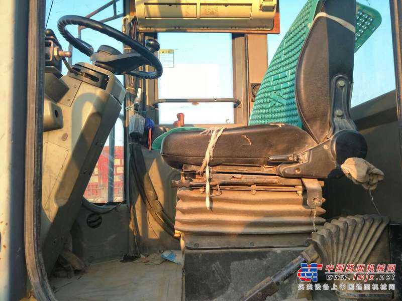 山东出售转让二手8200小时2010年临工LG953L装载机