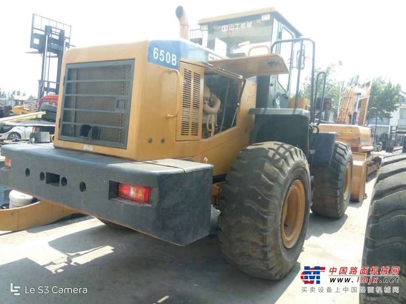 山东出售转让二手2100小时2014年山工SEM650B装载机