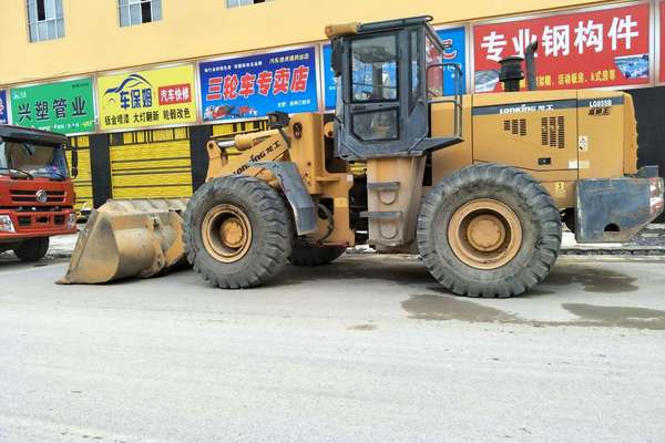 贵州出售转让二手3280小时2014年龙工LG855B装载机