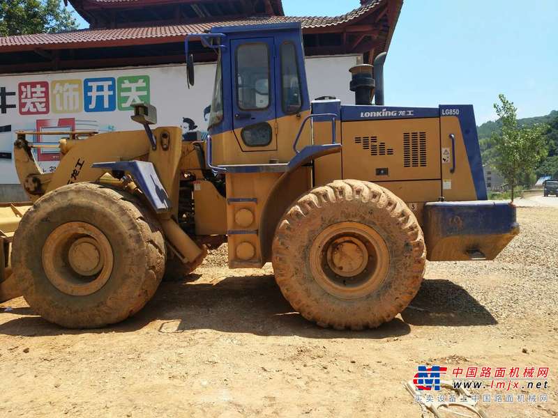江西出售转让二手5000小时2011年龙工LG850装载机