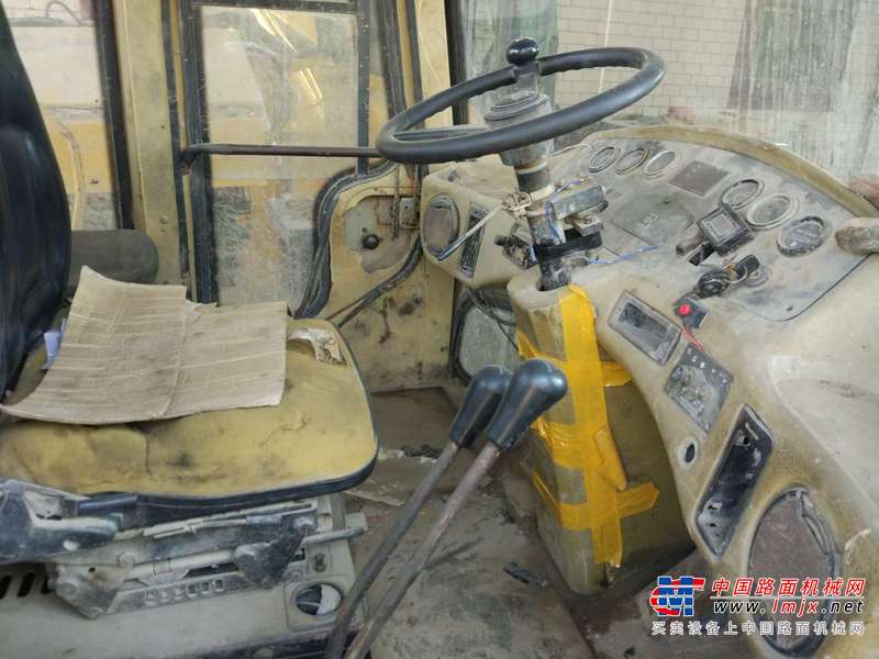 陕西出售转让二手8000小时2006年厦工XG953装载机