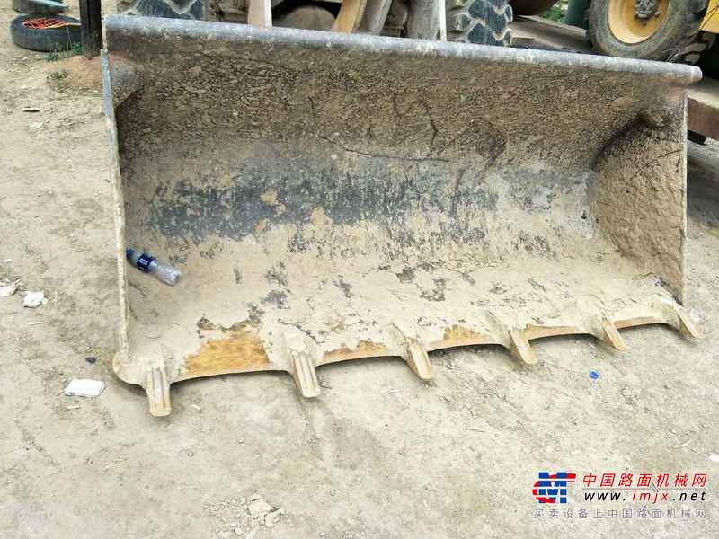 河北出售转让二手3200小时2012年龙工LG833B装载机