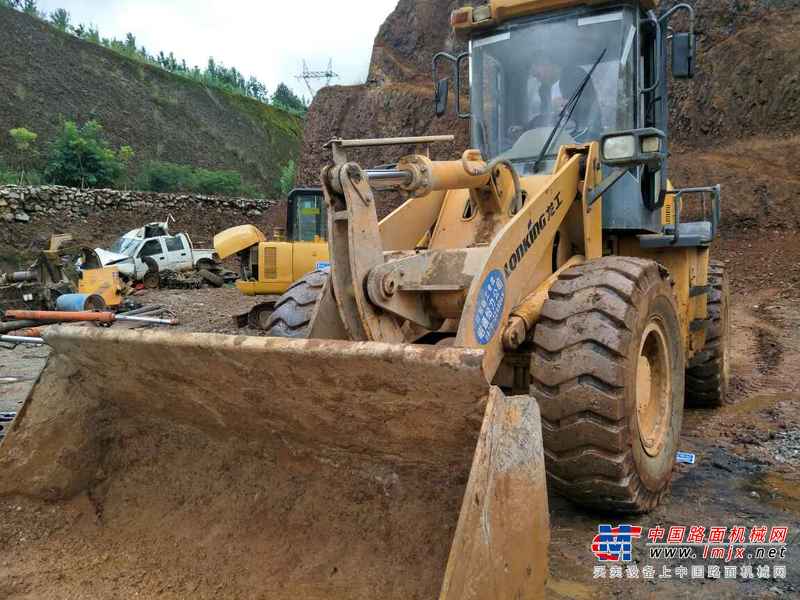 云南出售转让二手7241小时2011年龙工LG833装载机