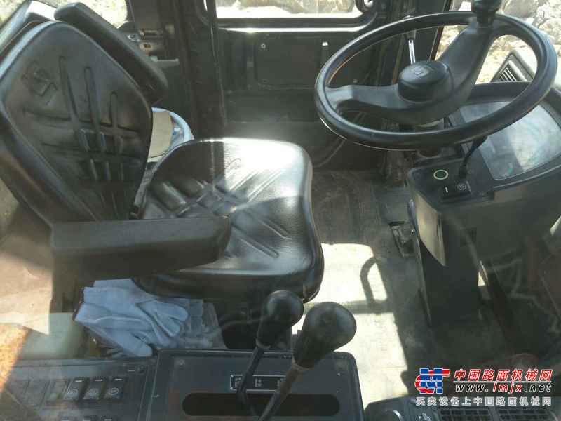 贵州出售转让二手4000小时2013年临工LG953装载机