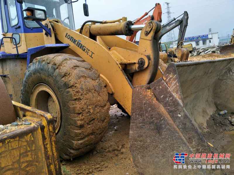 贵州出售转让二手5600小时2010年龙工LG853装载机
