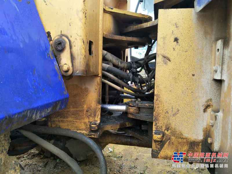 贵州出售转让二手5600小时2010年龙工LG853装载机