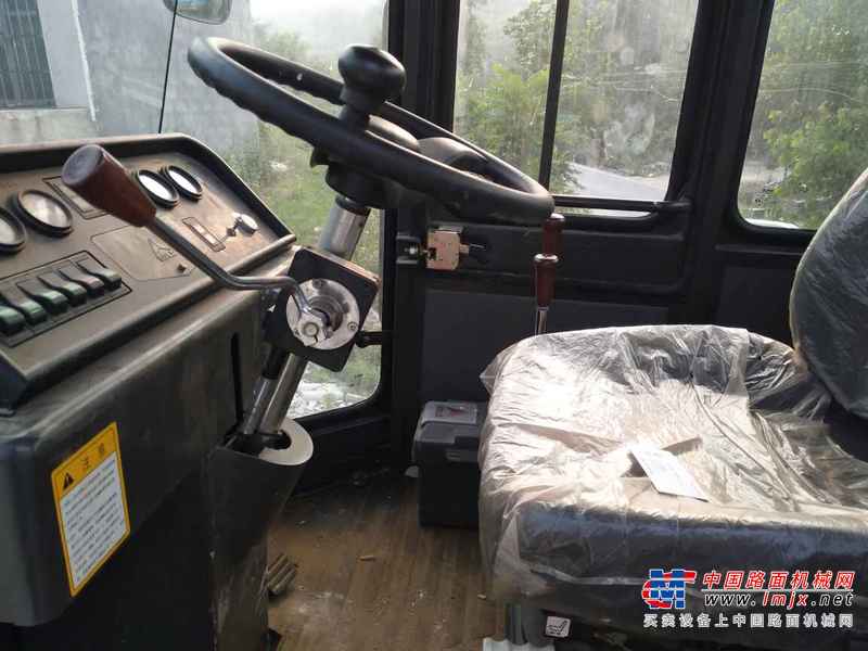 河南出售转让二手800小时2015年临工LG933L装载机