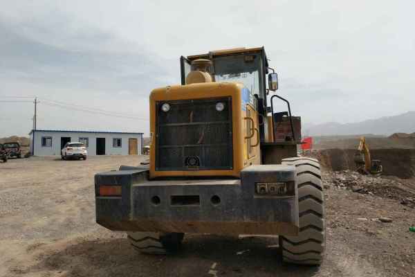 内蒙古出售转让二手5500小时2012年山工SEM650B装载机